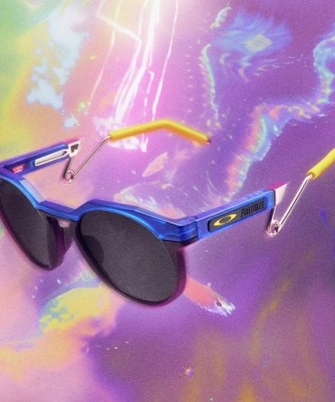 Oakley X Fortnite™ Battle Bus HSTN Metal