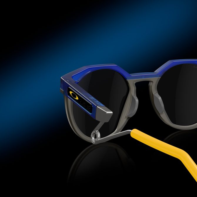 Oakley X Fortnite™ Battle Bus HSTN Metal - Image 7