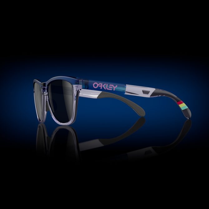 Oakley X Fortnite™ Brite Bomber Frogskins™ Range - Image 6
