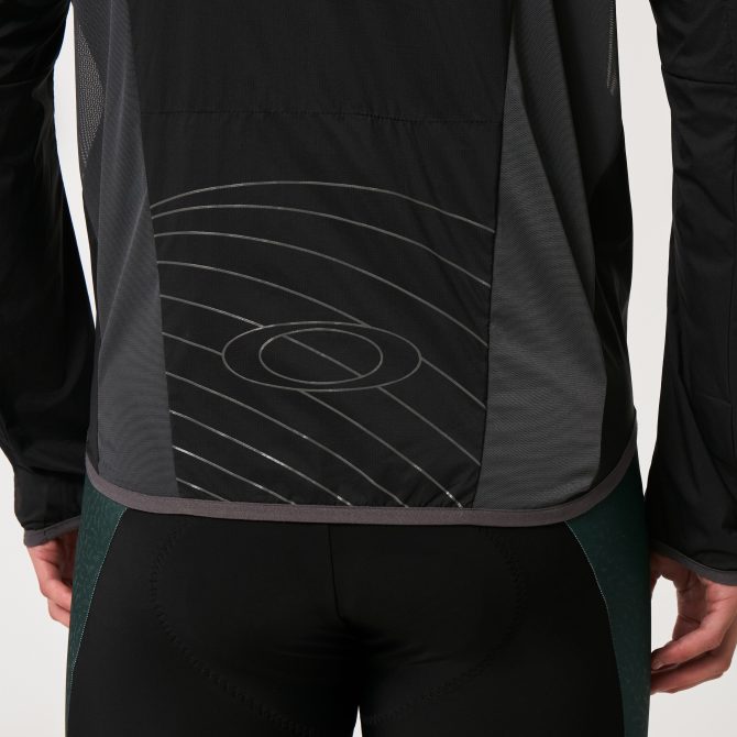 Endurance Packable Wind Jacket - Image 6