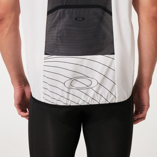 Endurance Packable Wind Vest - Image 7