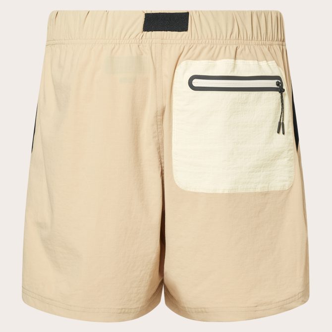 Latitude 18" Short - Image 4