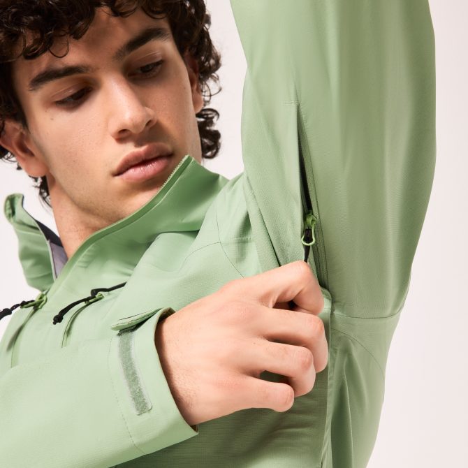 Elements Ultra Shell Jacket - Image 7