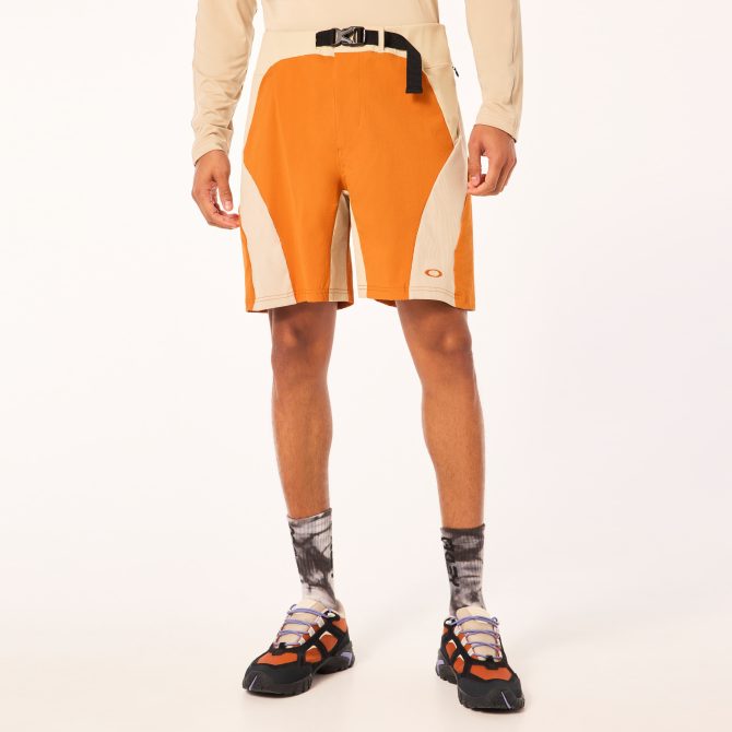 Latitude Arc Short