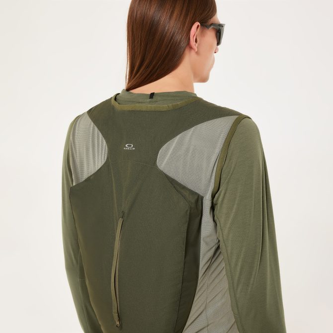 Latitude Flight Vest Poncho - Image 5