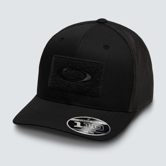 SI 110 Snapback Cap