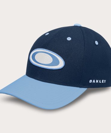Oakley Alumni Cap